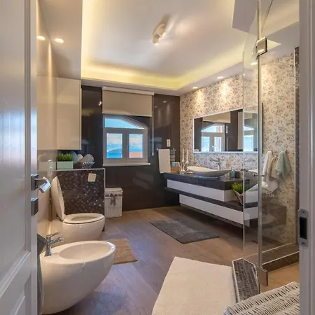 Belmat アパート トロギール