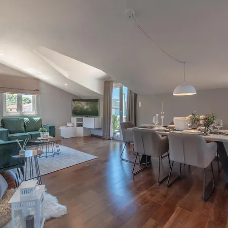 Belmat トロギール