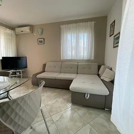 Belmat Apartment *