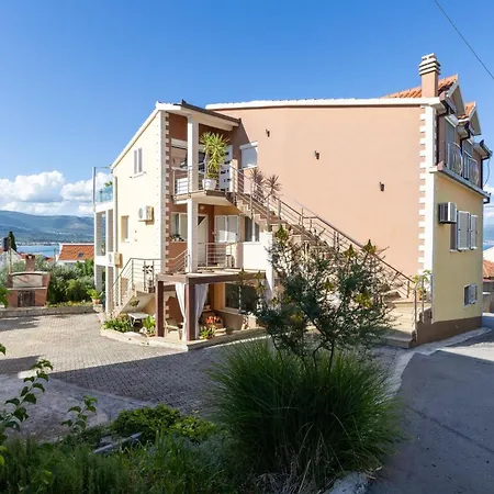 Belmat Apartment