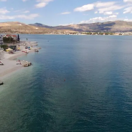 Belmat شقة تروغير